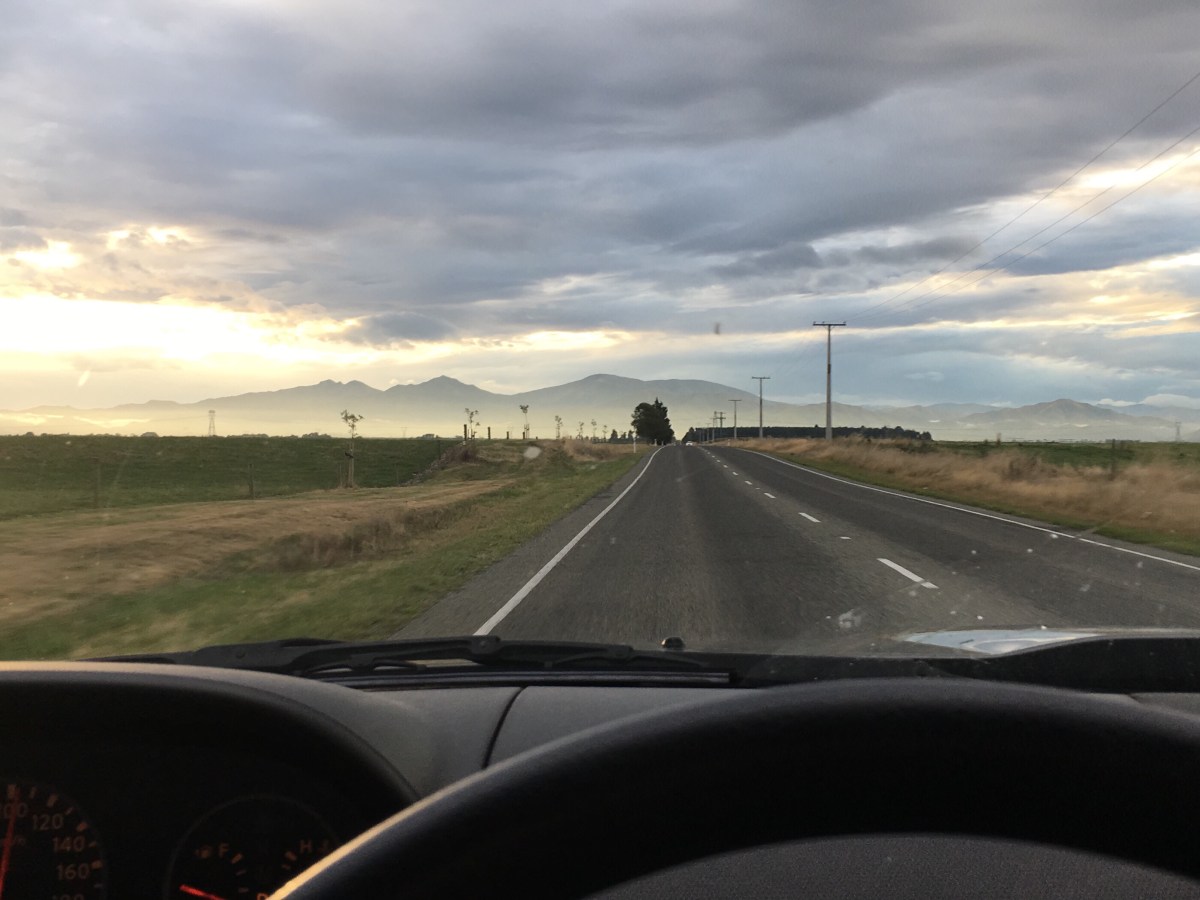 How to drive around New Zealand for&nbsp;free!