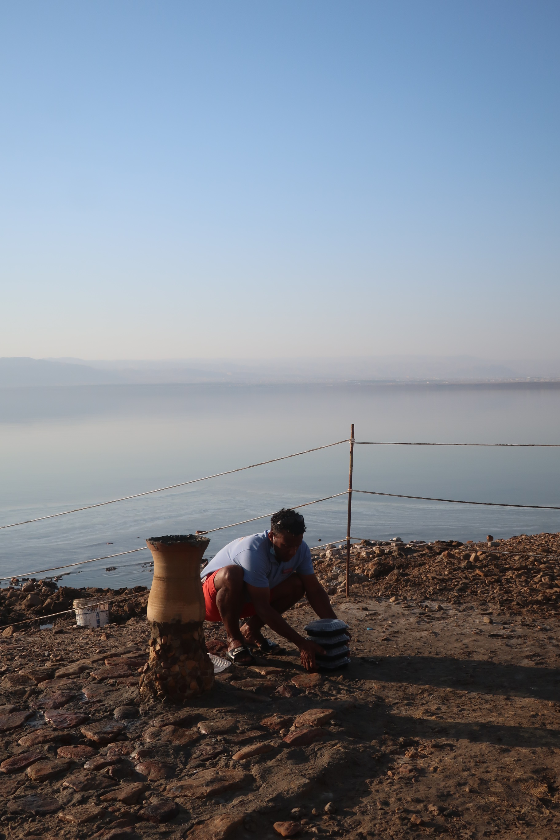 Amman is an excellent base for so many awesome day trips. A list of the most important sites and how to get there by bus.